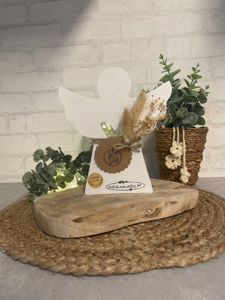 Deko Engel mit Herz – Handgemacht & liebevoll gestaltet - KB Socken