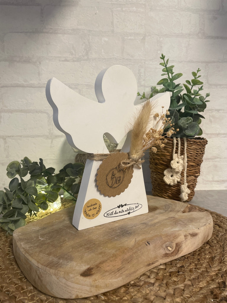 Deko Engel mit Herz – Handgemacht & liebevoll gestaltet - KB Socken