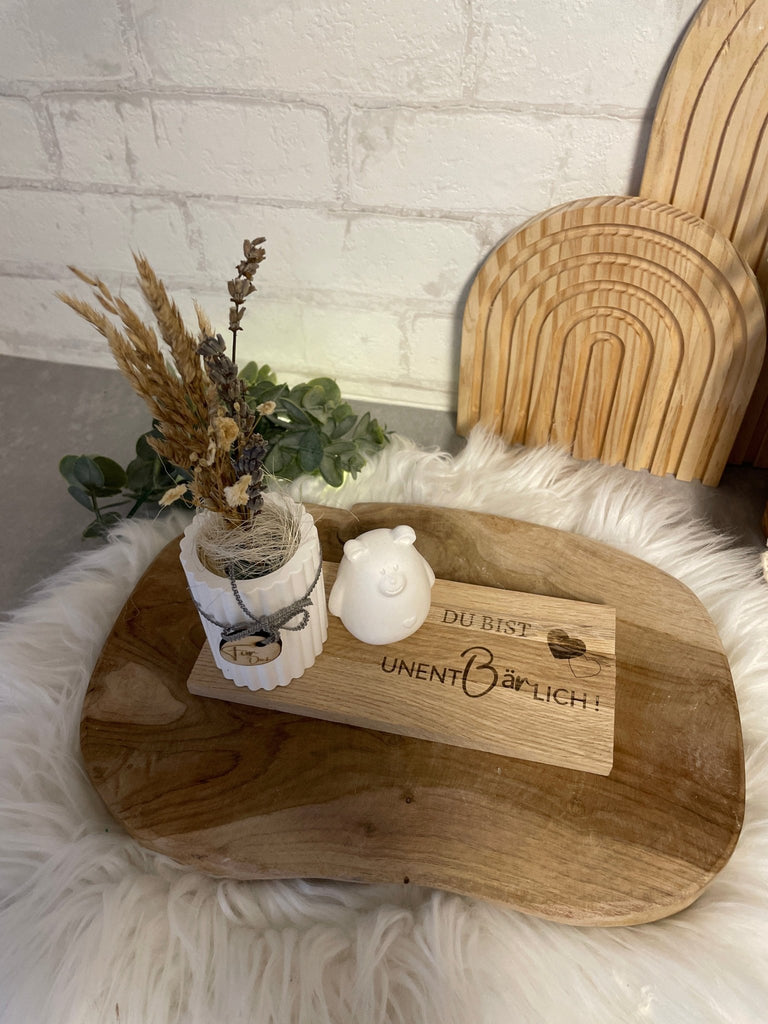 Deko - Set „Du bist unentBärlich“ – Geschenk mit Trockenblumen, Bärchen & Holzschild - KB Socken