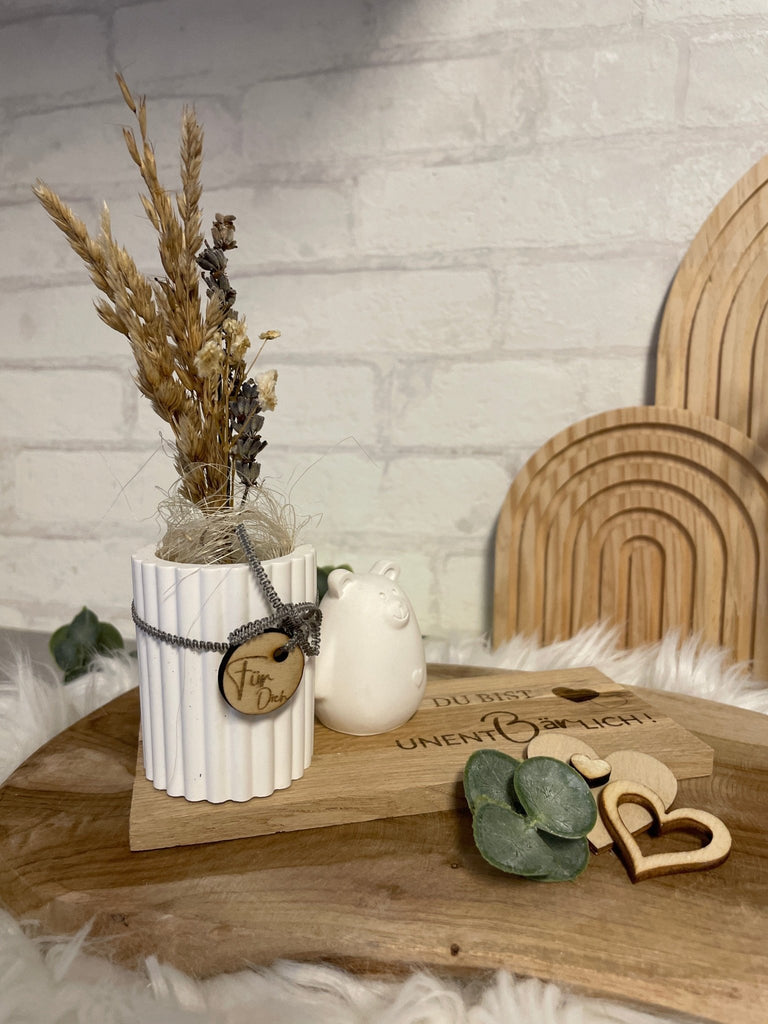 Deko - Set „Du bist unentBärlich“ – Geschenk mit Trockenblumen, Bärchen & Holzschild - KB Socken
