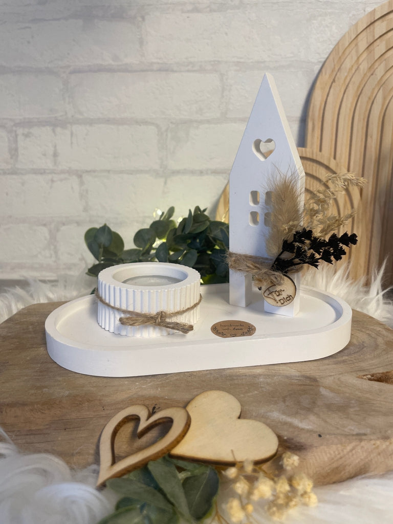 Deko - Set „Haus mit Herz“ – Keraflott, Trockenblumen & Teelichthalter - KB Socken