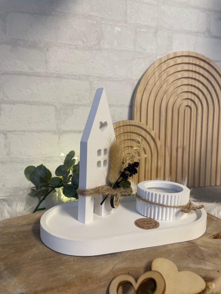 Deko - Set „Haus mit Herz“ – Keraflott, Trockenblumen & Teelichthalter - KB Socken