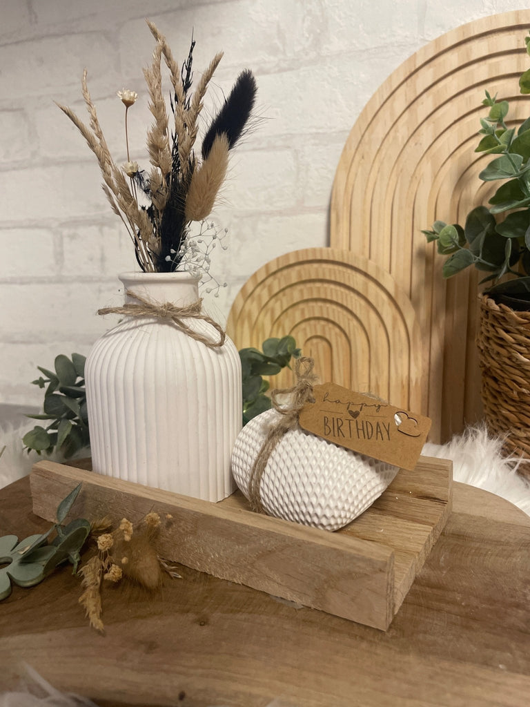 Geschenkset Herz - Vase mit Trockenblumen – Handgemachte Holzdeko - KB Socken