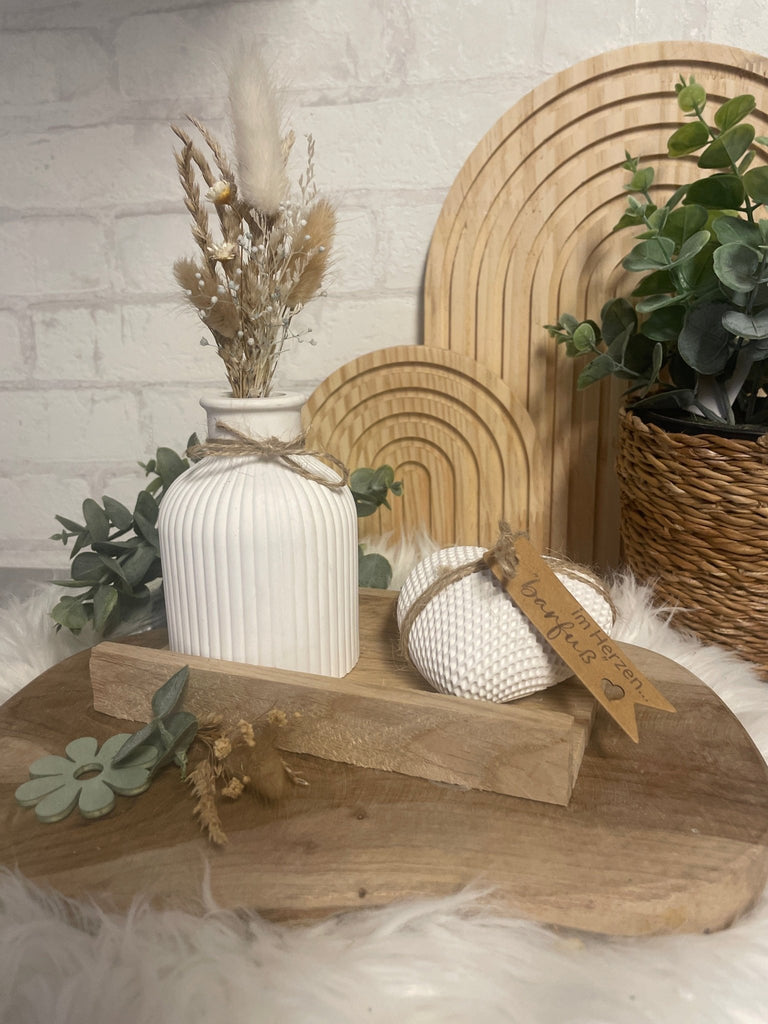 Geschenkset Herz - Vase mit Trockenblumen – Handgemachte Holzdeko - KB Socken
