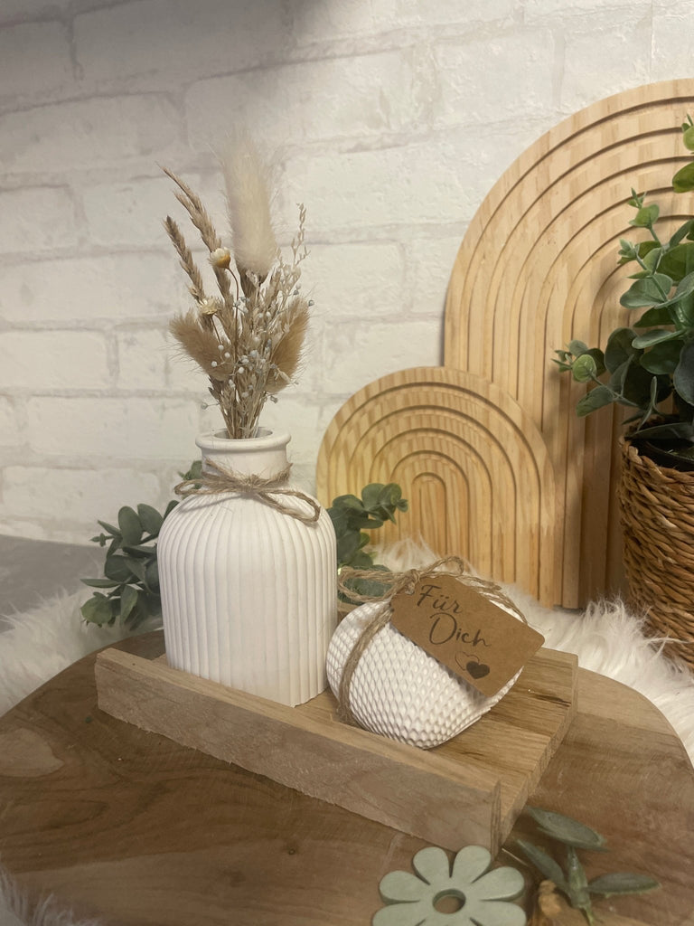 Geschenkset Herz - Vase mit Trockenblumen – Handgemachte Holzdeko - KB Socken