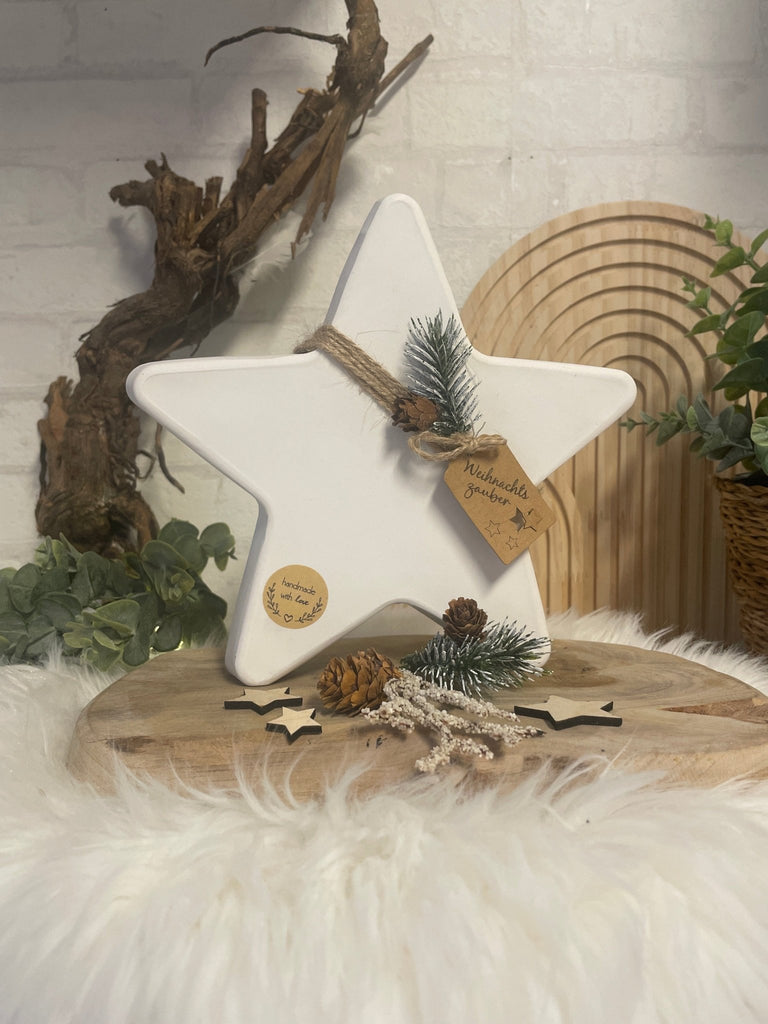 Handgefertigter Deko - Stern aus Keramik – Winterliche Weihnachtsdeko - KB Socken