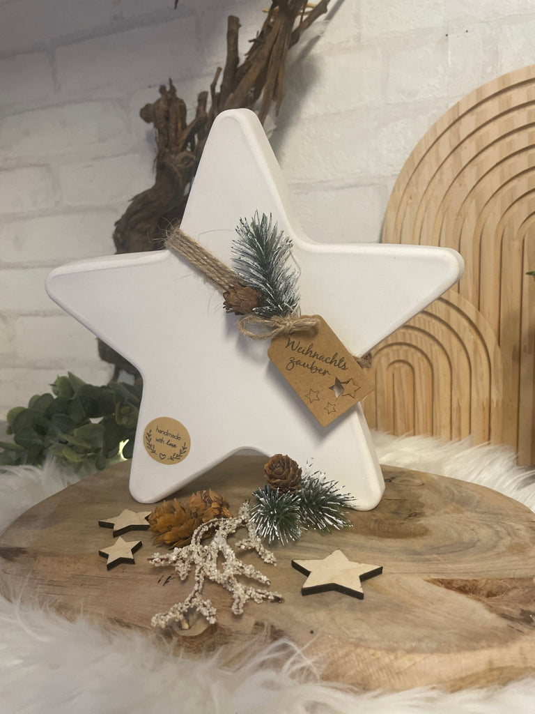 Handgefertigter Deko - Stern aus Keramik – Winterliche Weihnachtsdeko - KB Socken
