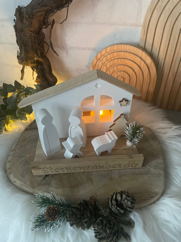 Handgemachte Weihnachtskrippe „Sternenzauber“ – Skandinavische Deko - KB Socken