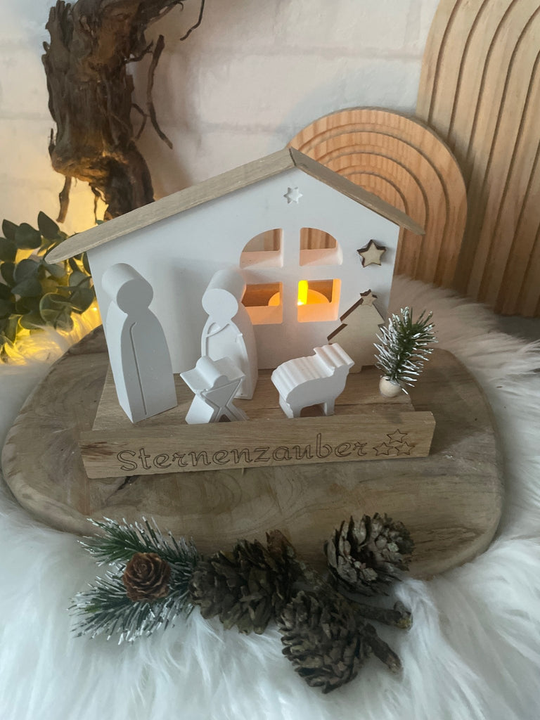 Handgemachte Weihnachtskrippe „Sternenzauber“ – Skandinavische Deko - KB Socken