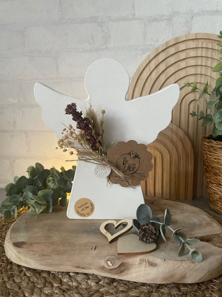 Handgemachter Deko Engel – Ideal für Taufe & besondere Anlässe - KB Socken