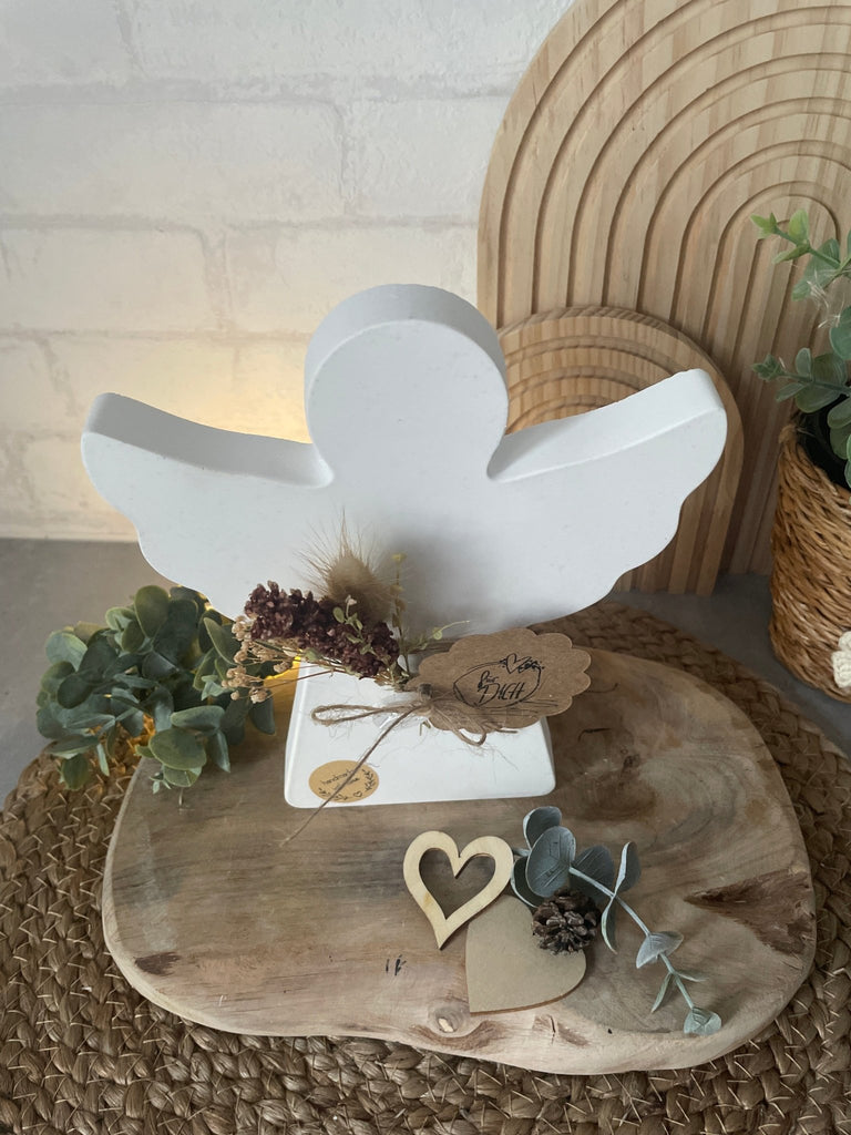 Handgemachter Deko Engel – Ideal für Taufe & besondere Anlässe - KB Socken