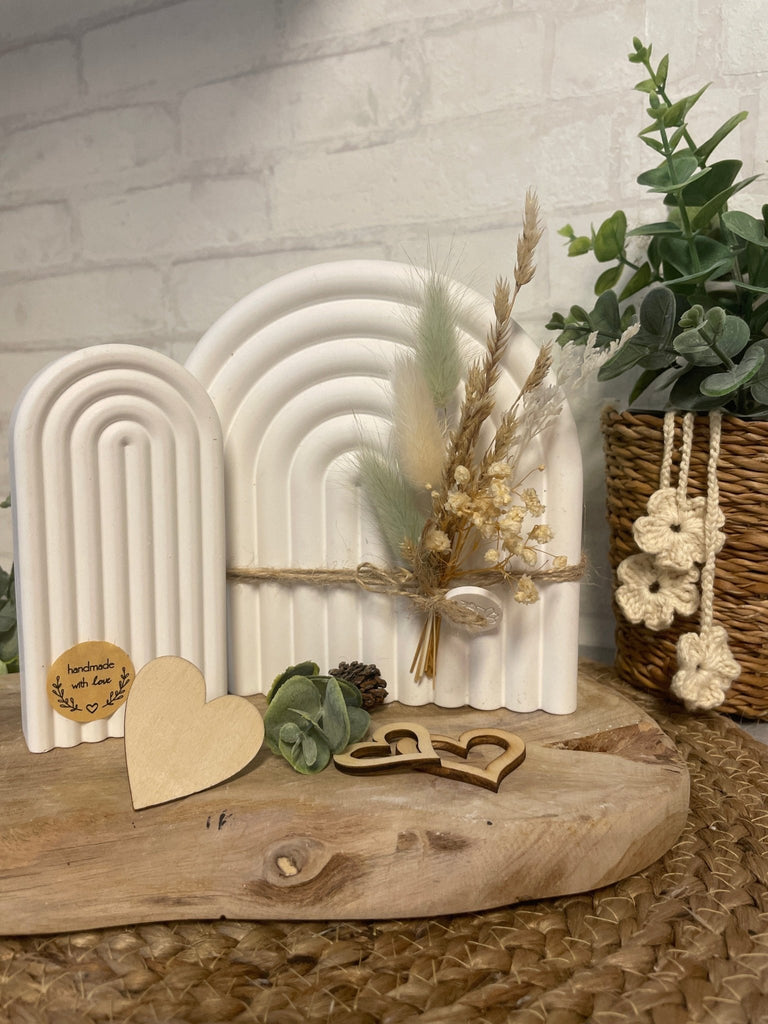 Handgemachter Deko Regenbogen – Farbenfrohe Dekoration & Geschenk - KB Socken