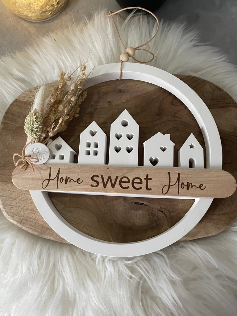 Häuserloop Skandi Deko – Türkranz aus Keraflott, Handmade Geschenk - KB Socken