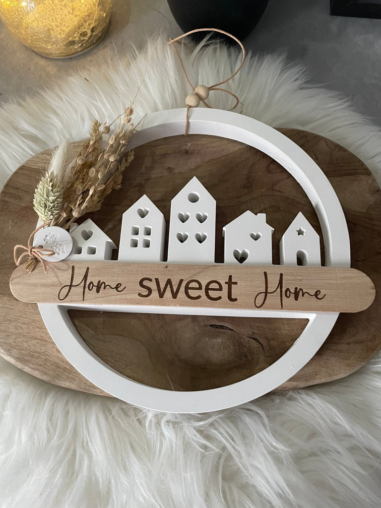 Häuserloop Skandi Deko – Türkranz aus Keraflott, Handmade Geschenk - KB Socken