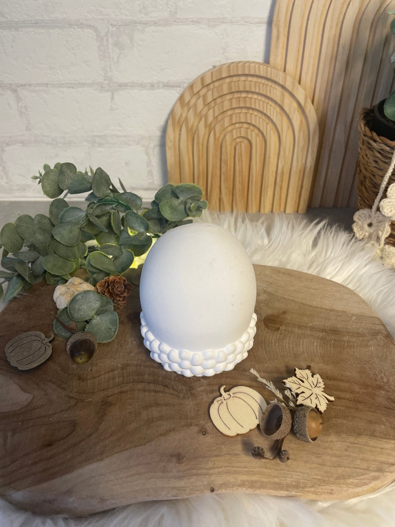 Herbstliche Deko im Keramiklook – Kürbis - Teelichthalter & Eichel - Set Weiß - KB Socken