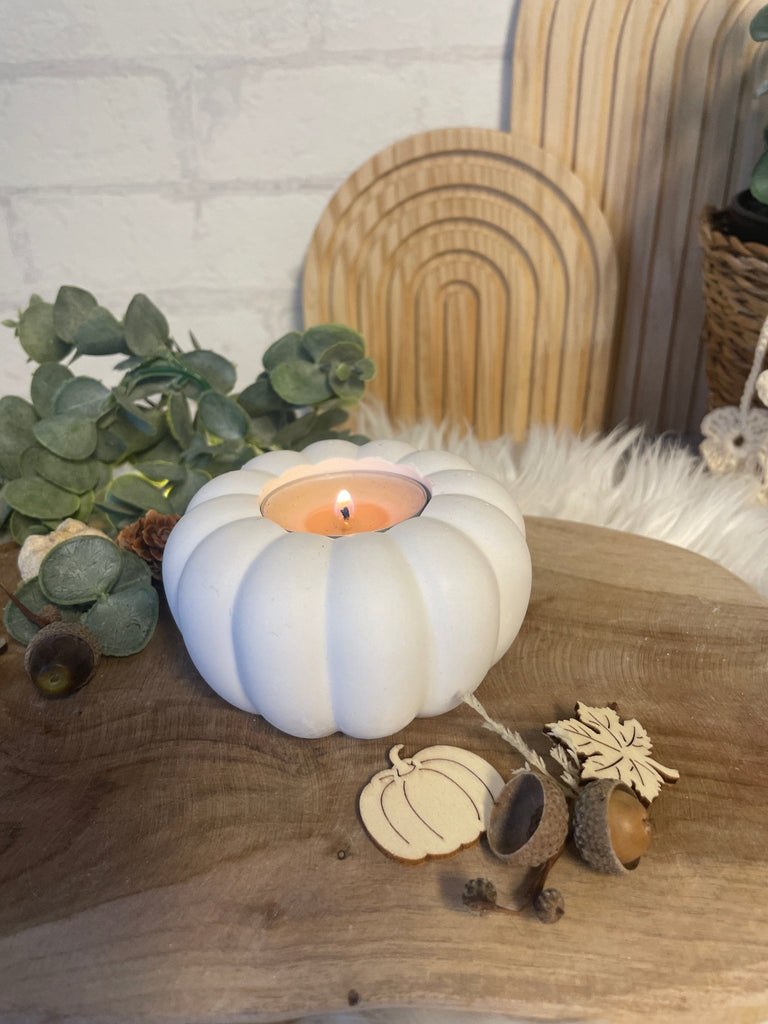 Herbstliche Deko im Keramiklook – Kürbis - Teelichthalter & Eichel - Set Weiß - KB Socken