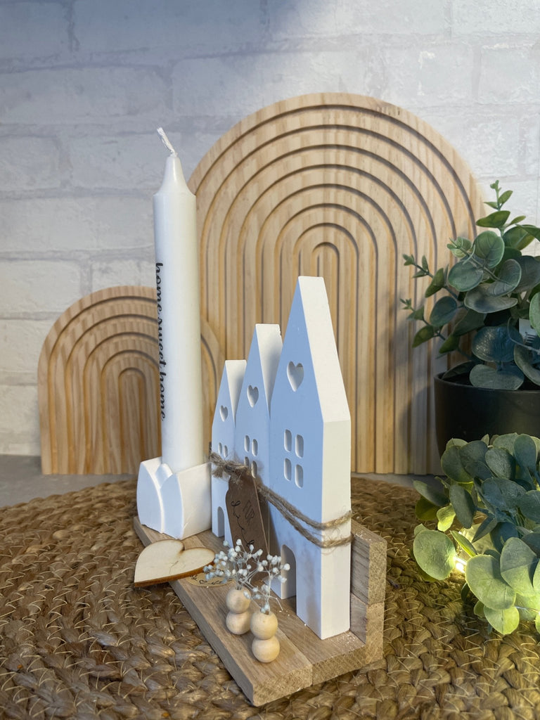 Herz Häuser Deko mit Kerze – Skandinavisches Set für Fensterbank - KB Socken