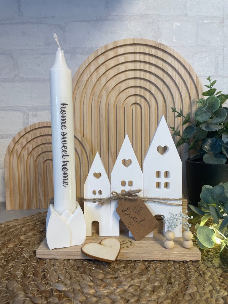 Herz Häuser Deko mit Kerze – Skandinavisches Set für Fensterbank - KB Socken
