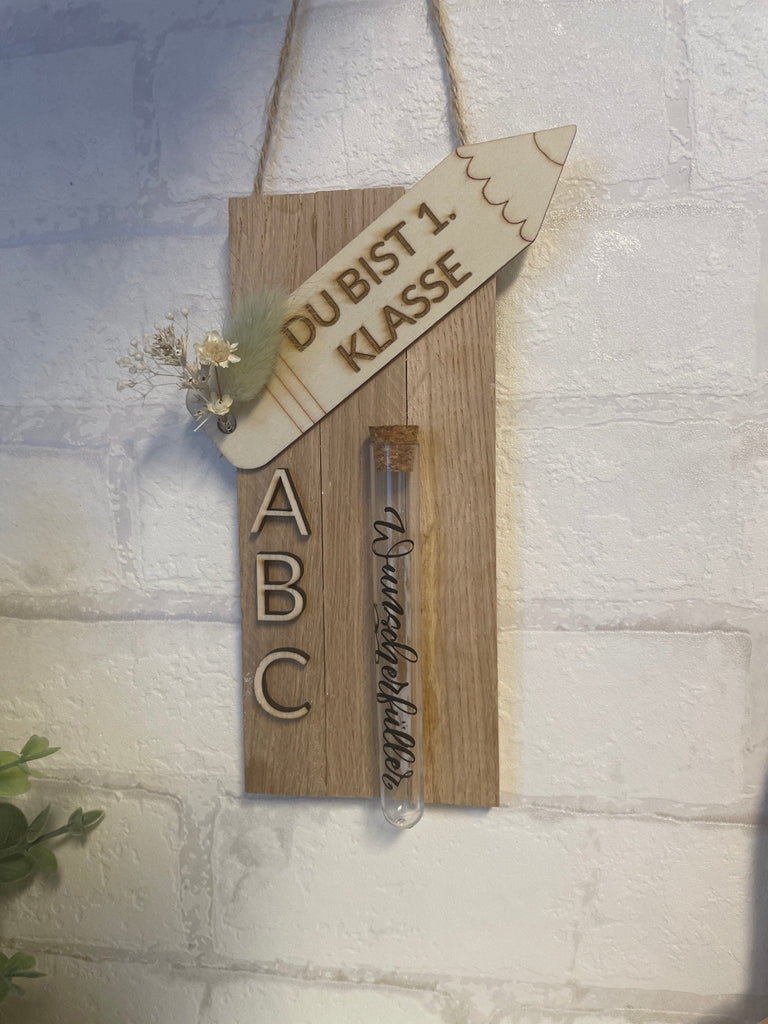 Holzschild "Du bist 1. Klasse" – Geschenk zur Einschulung mit Trockenblumen & Reagenzglas - KB Socken