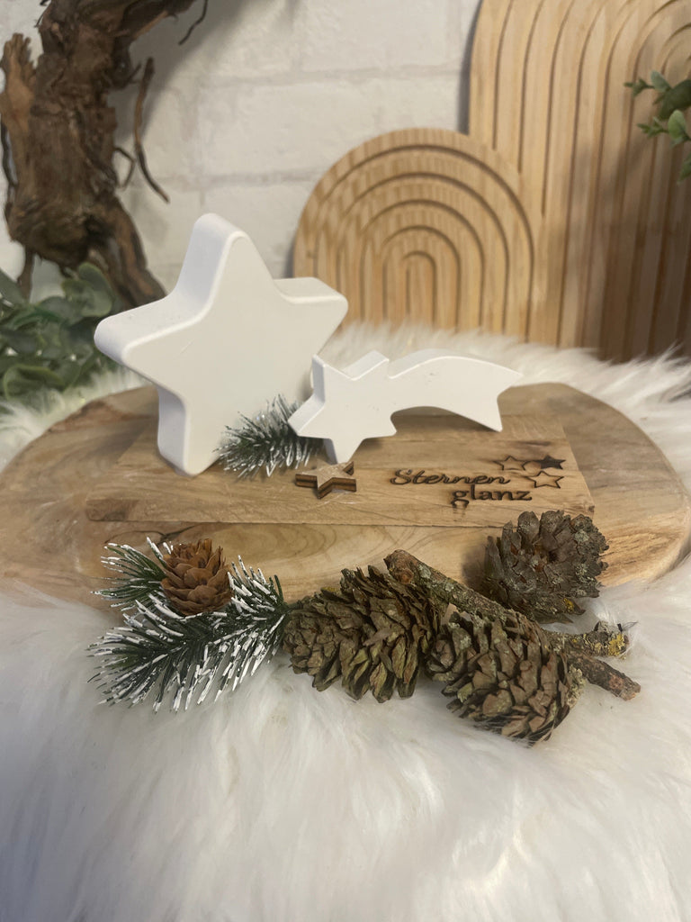 KB Deko Weihnachtsstern mit Sternschnuppe aus Keraflott auf Holztablett, Personalisiert, Weihnachtsdeko, Deko Weihnachten, Boho Deko