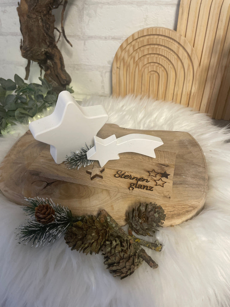 KB Deko Weihnachtsstern mit Sternschnuppe aus Keraflott auf Holztablett, Personalisiert, Weihnachtsdeko, Deko Weihnachten, Boho Deko