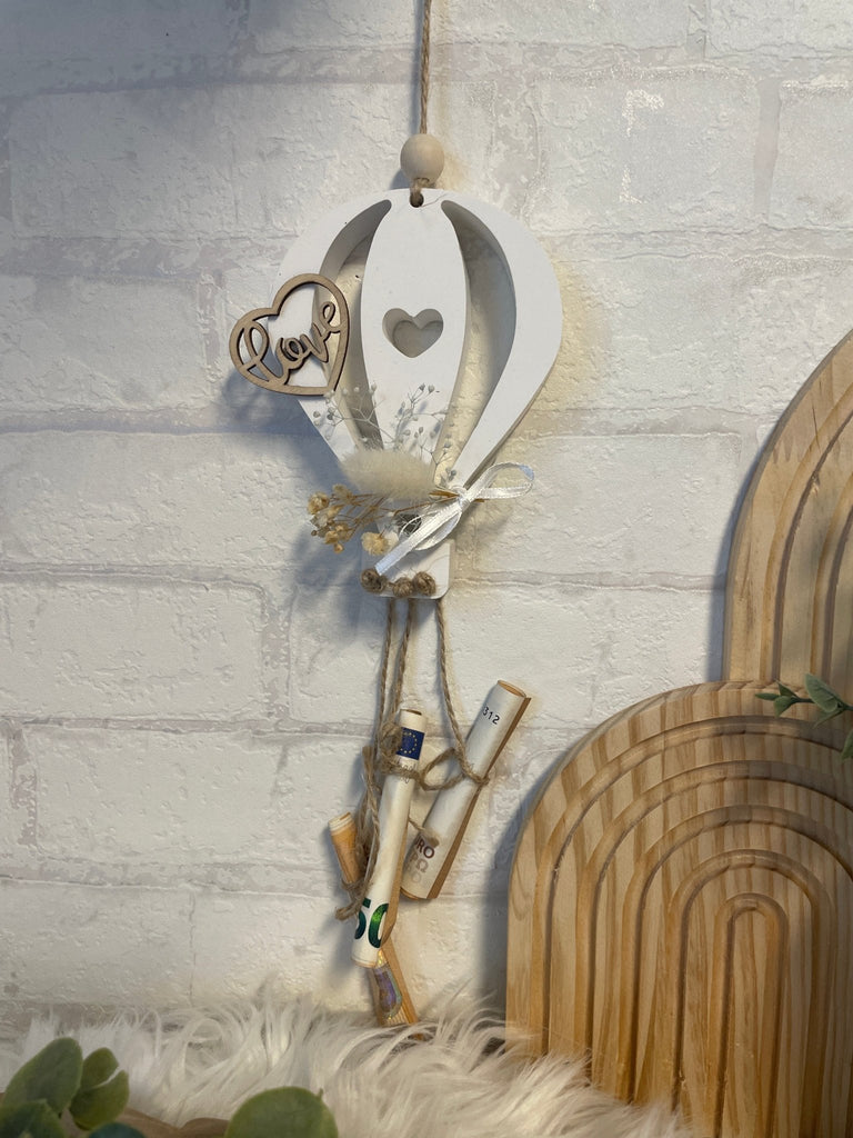 Keraflott Heißluftballon Deko – Geschenk zur Hochzeit, Geburt & Taufe - KB Socken