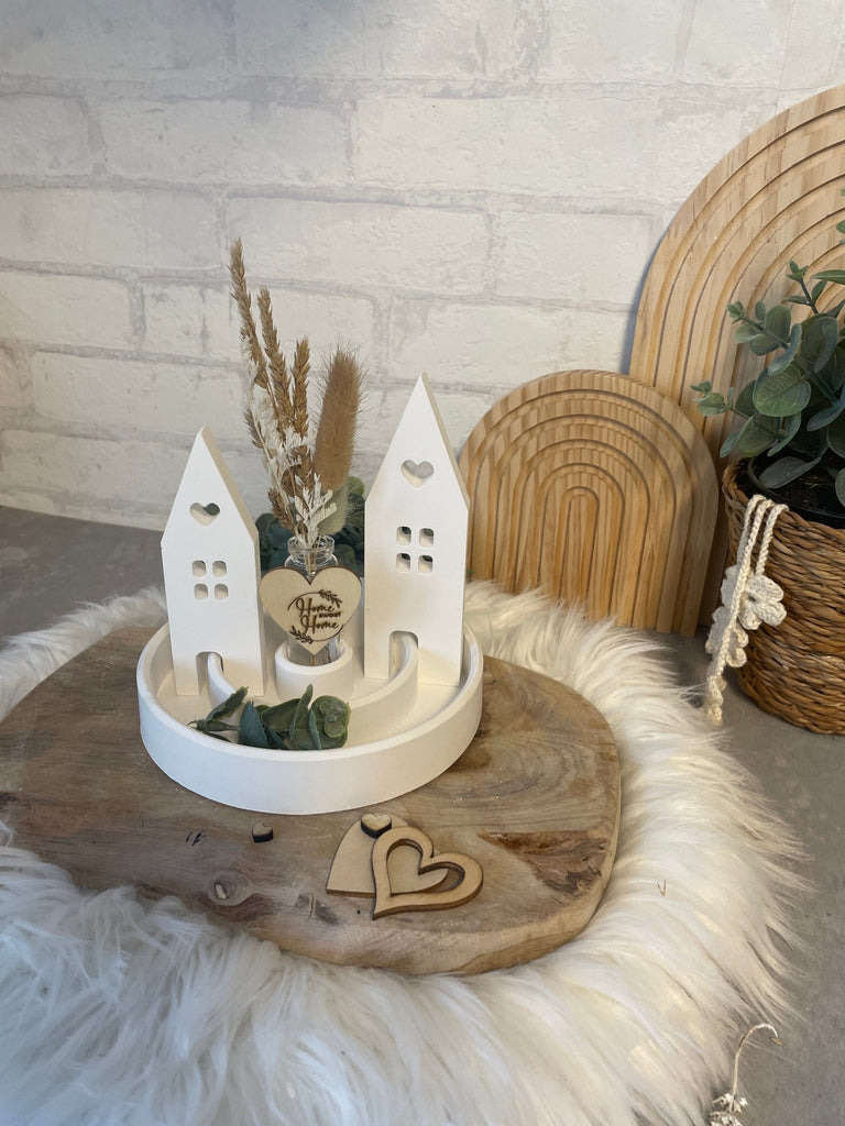 Lichthäuser Deko auf gerilltem Teller mit Reagenzglas & Blumen - KB Socken