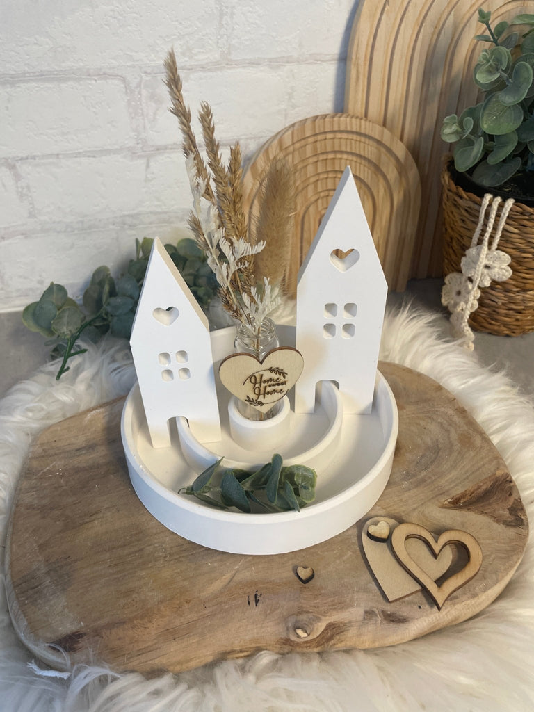 Lichthäuser Deko auf gerilltem Teller mit Reagenzglas & Blumen - KB Socken