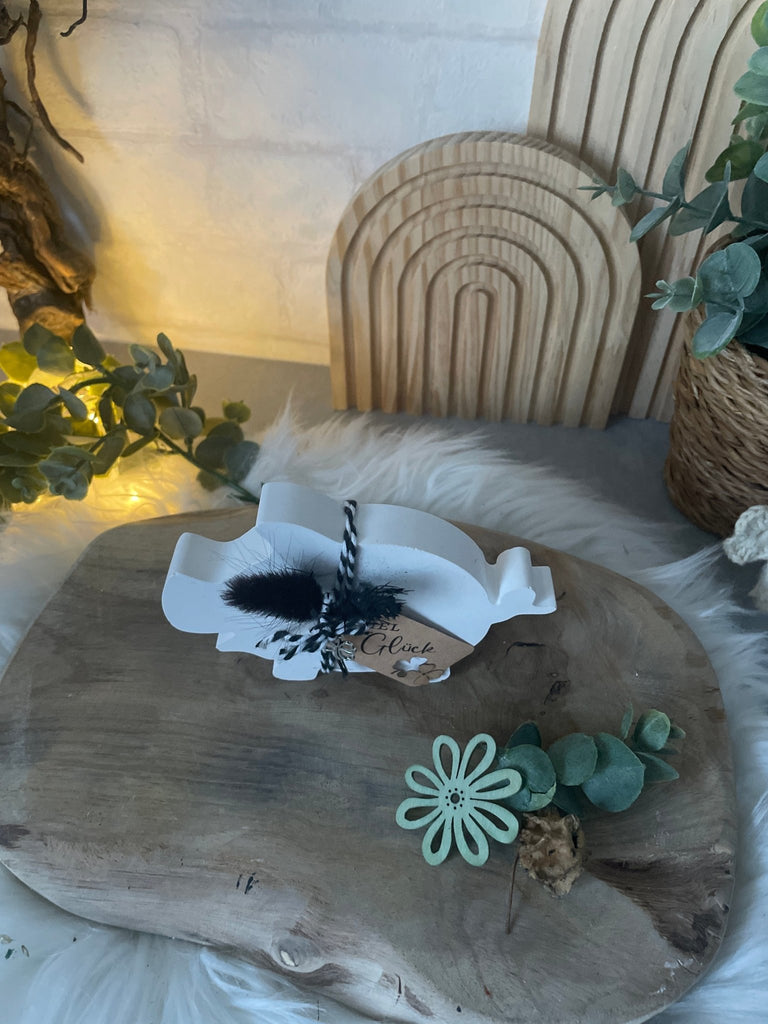 Personalisiertes Glücksschwein aus Keraflott – Viel Glück & Happy New Year - KB Socken