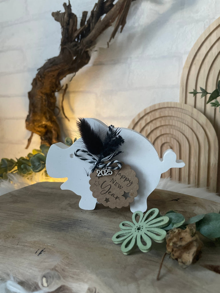 Personalisiertes Glücksschwein aus Keraflott – Viel Glück & Happy New Year - KB Socken