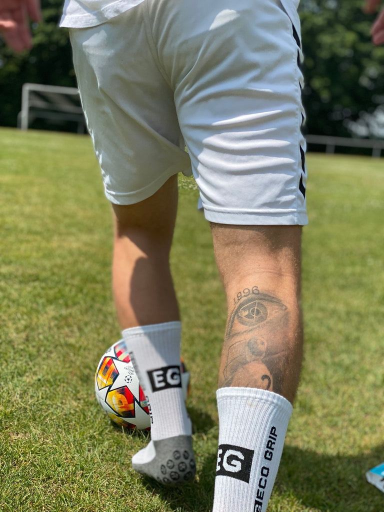 Rutschfeste Fußballsocken mit gummierten Noppen 2 Paar - KB Socken