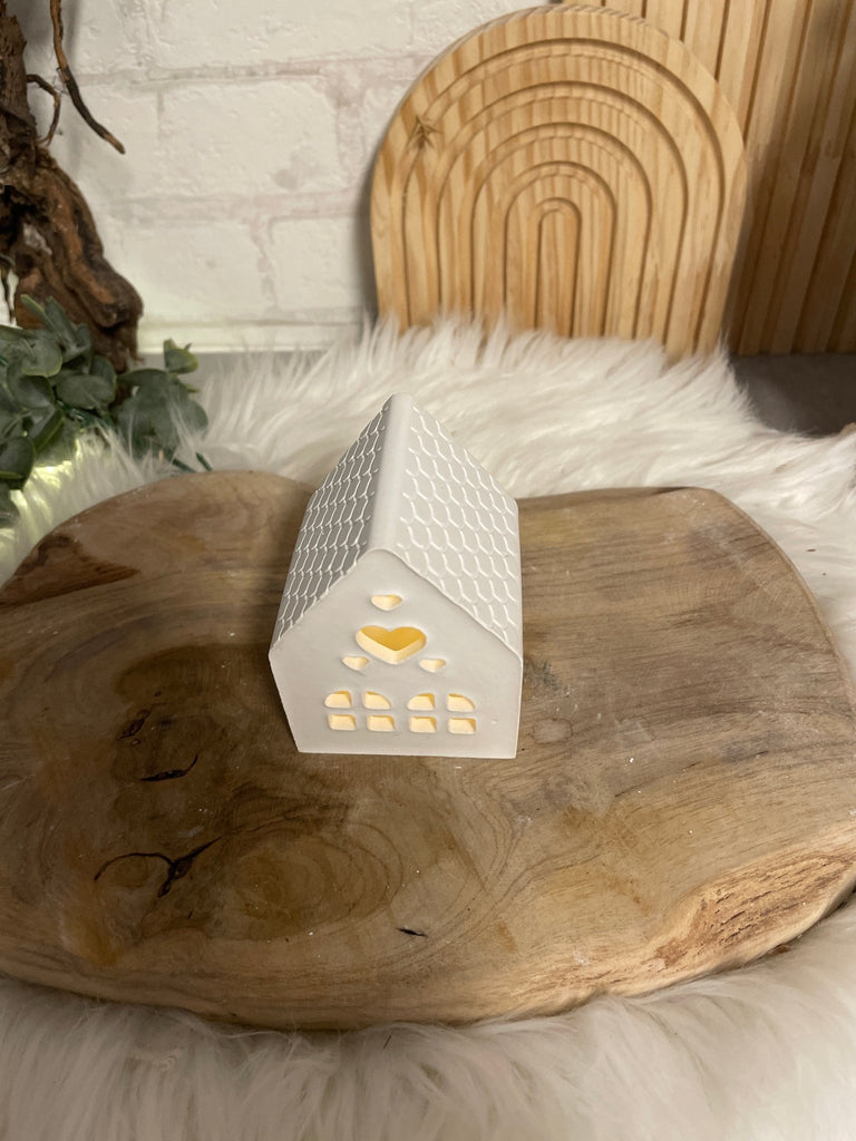 Skandinavische Deko Häuser mit Trockenblumen – Handgemachtes Boho Geschenk für Wohnzimmer & Fensterbank - KB Socken