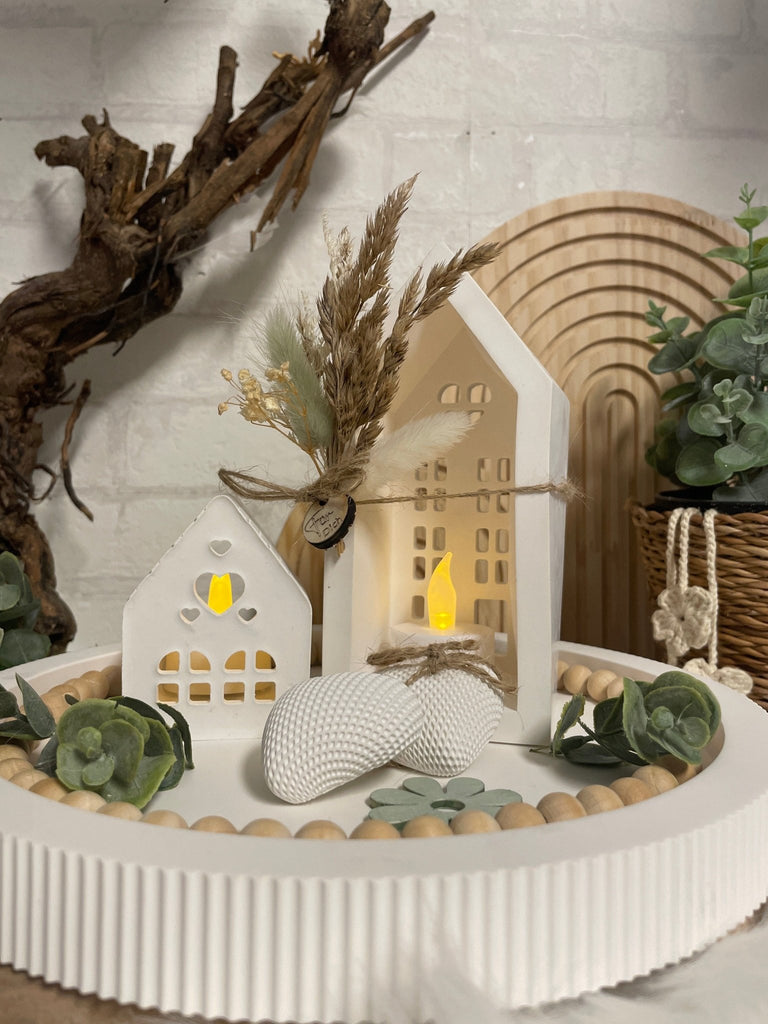 Skandinavische Deko Häuser mit Trockenblumen – Handgemachtes Boho Geschenk für Wohnzimmer & Fensterbank - KB Socken