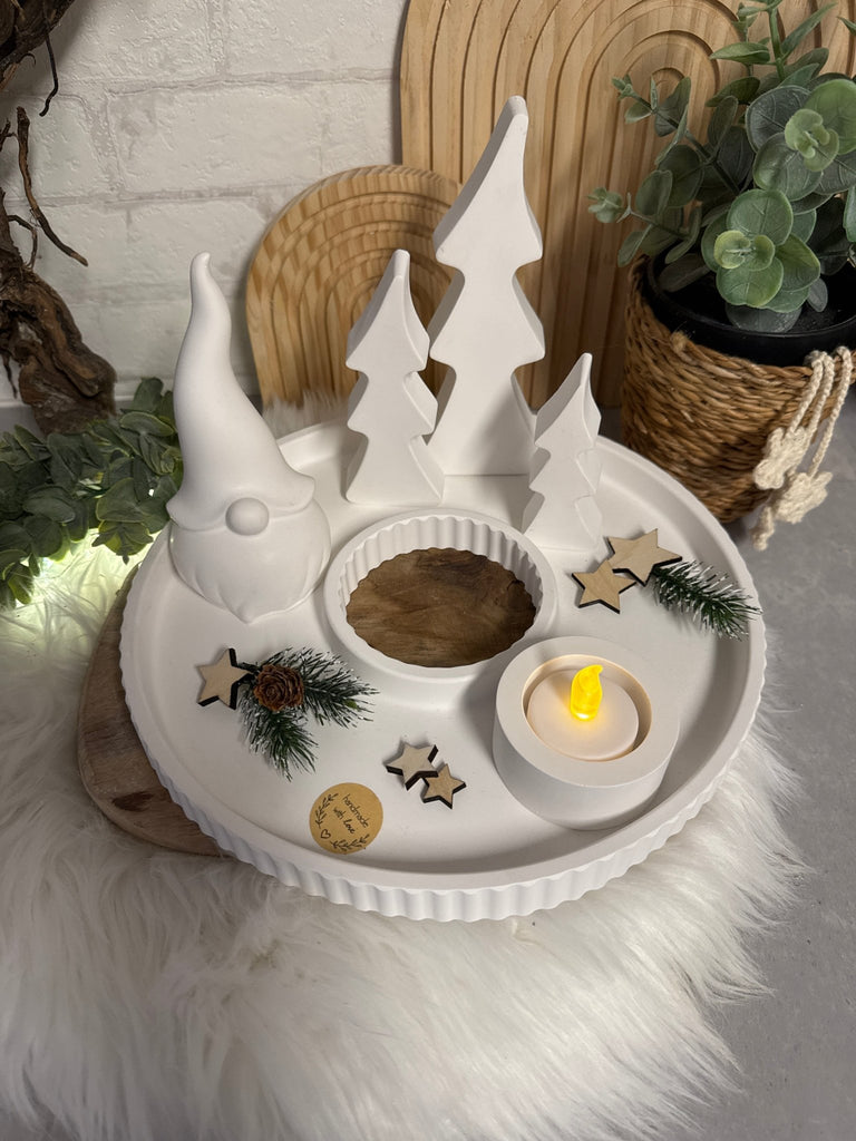 Skandinavisches Winter - Deko - Set mit Tablett, Gnom & Kerzenhalter - KB Socken