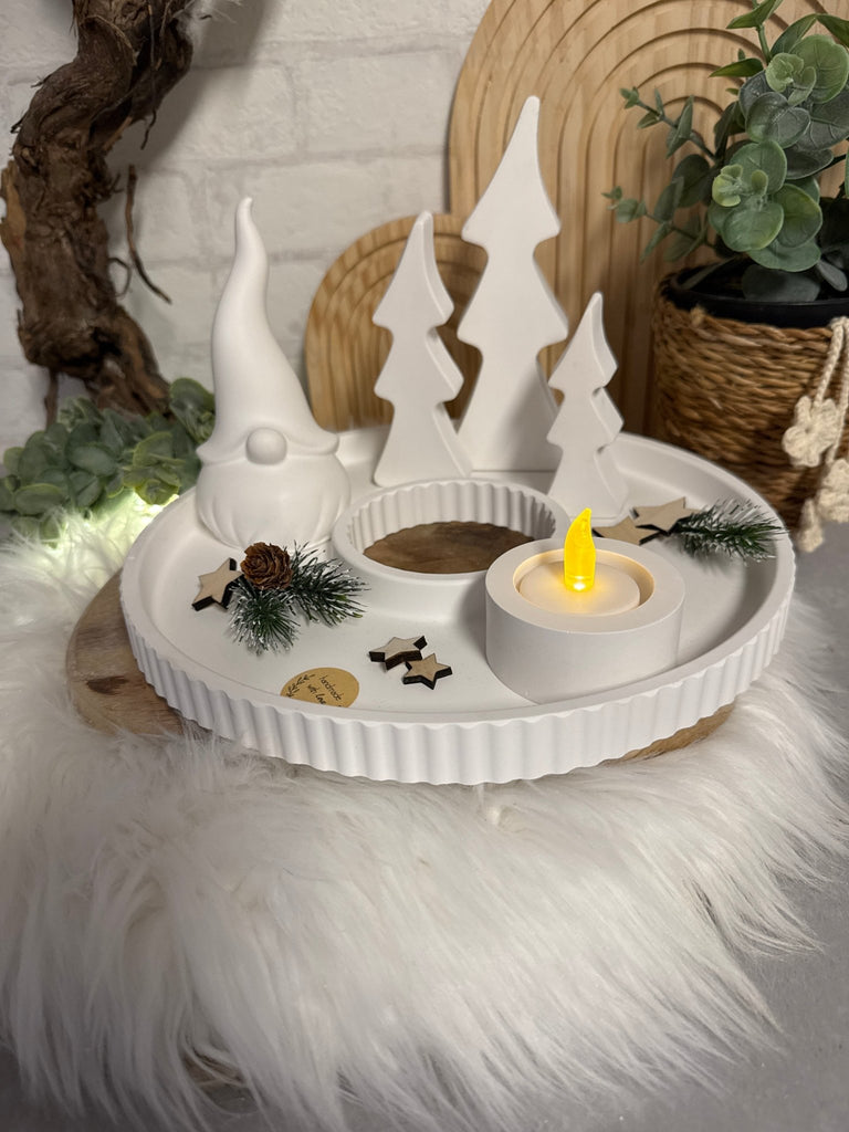 Skandinavisches Winter - Deko - Set mit Tablett, Gnom & Kerzenhalter - KB Socken