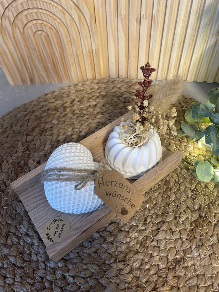 Tablett Set mit Pustekuchen und Herz - Geschenk Set Damen Handmade - KB Socken