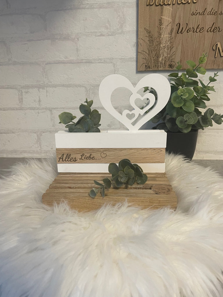 Weiße Sockelleiste mit Einschieber – personalisierbare Wohnungsdeko - KB Socken