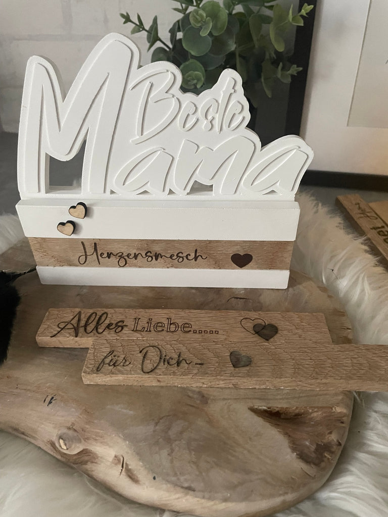 Weiße Sockelleiste mit Einschieber – personalisierbare Wohnungsdeko - KB Socken